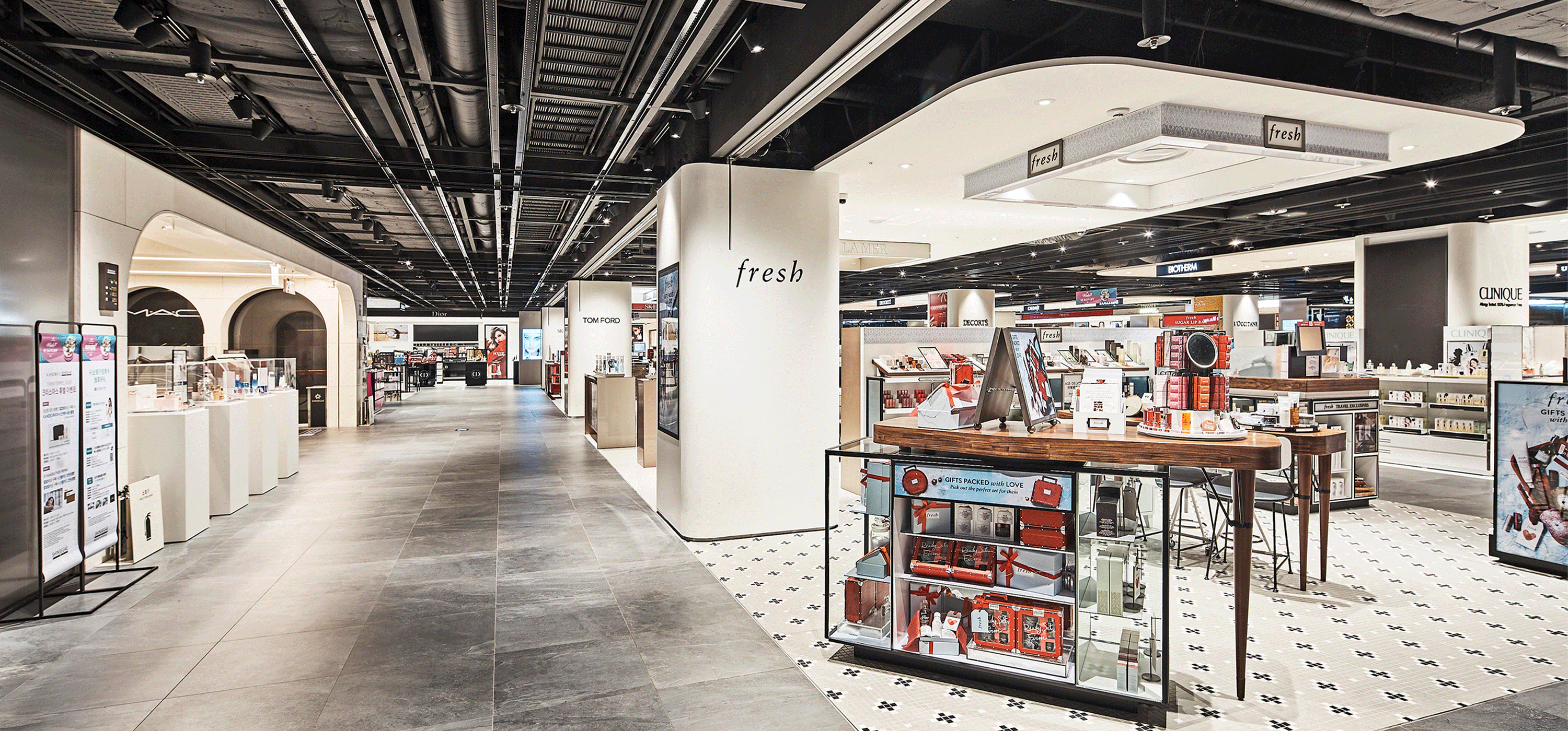 Central City Duty-Free Shop Remodeling | PROJECT | HAEAHN Architecture